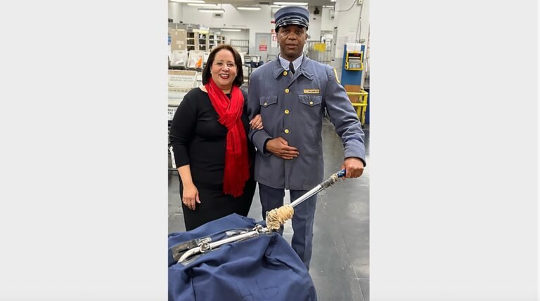 A NYC letter carrier is featured for his classic fit