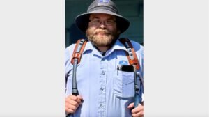 This letter carrier doused a pan engulfed in flames on a stove